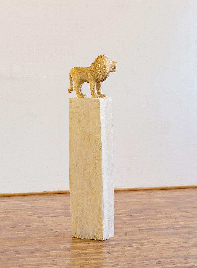 Thomas_Jan_2016_Loewe_2016_Pappelholz Jan Thomas, Loewe, 2016, Pappelholz, Lasur, 127 cm